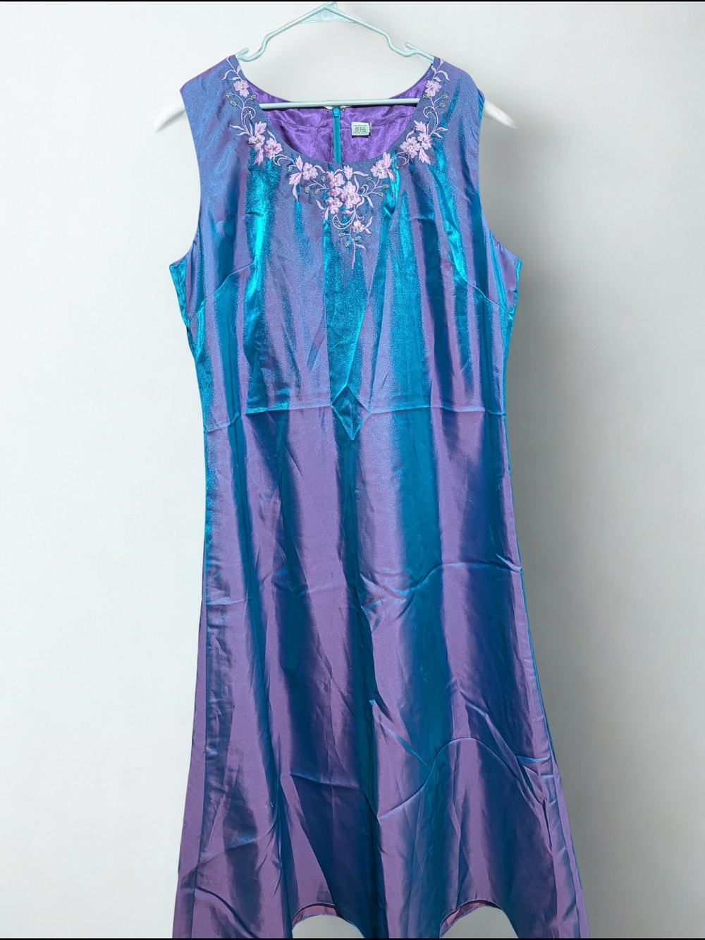 Vintage Sleeveless Iridescent Purple & Teal Evening Dress